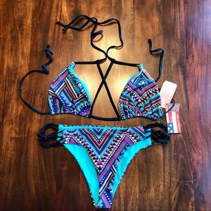 NWT! Love Culture Bikini, Size Large